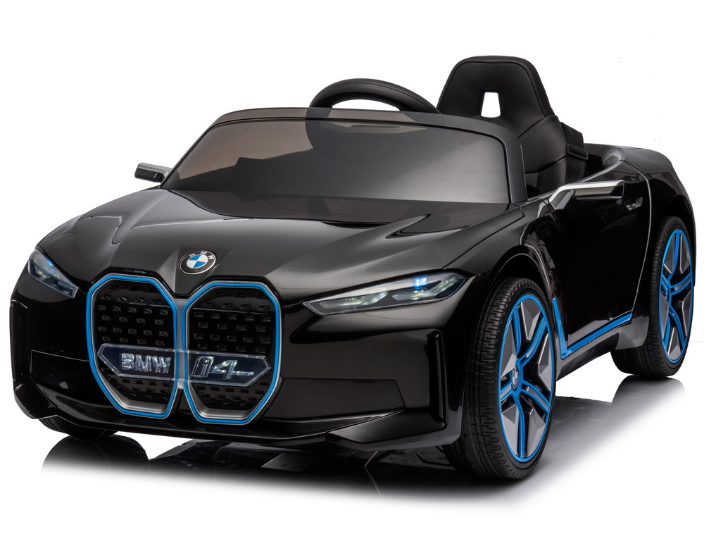 BMW i4 crni – moderan i siguran auto na baterije za mališane.