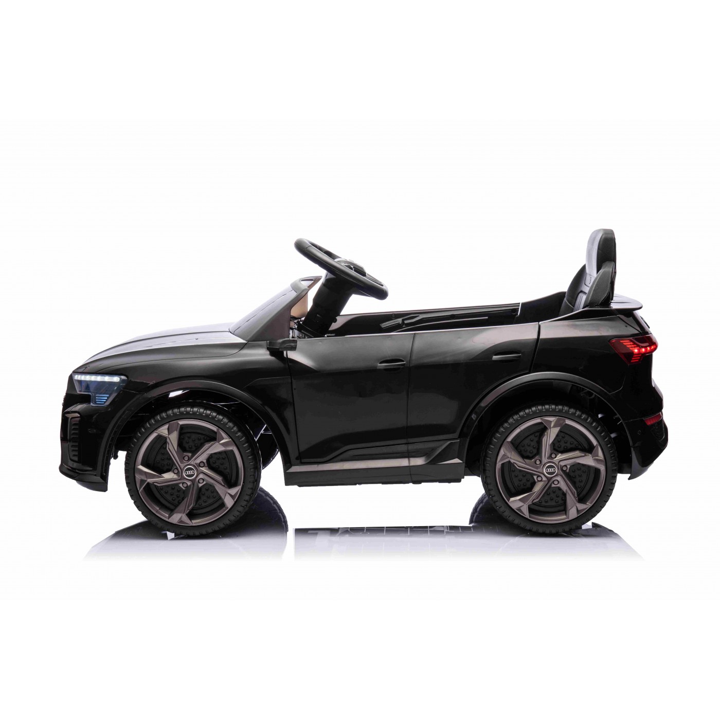 Dečiji Auto AUDI SQ8 Crni na akumulator - Slika 4