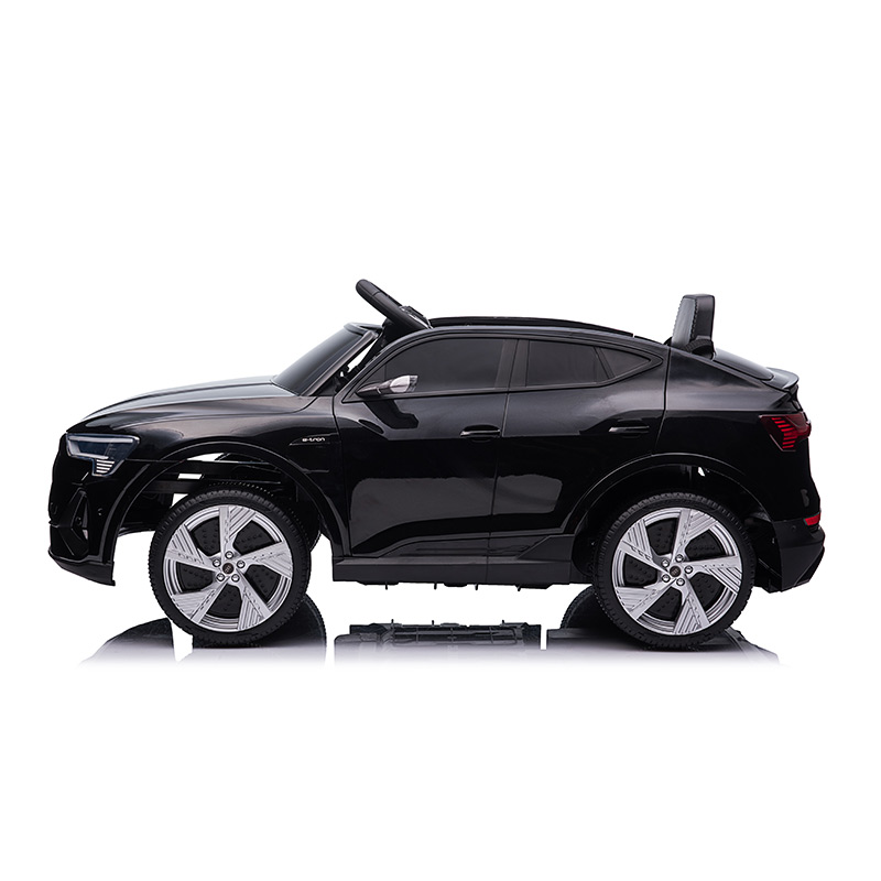 AUDI e-tron Sportback GT Crni - Slika 4