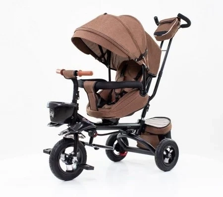 Tricikl sa rotirajućim sedištem braon – udobna i sigurna vožnja uz potpunu kontrolu roditelja.