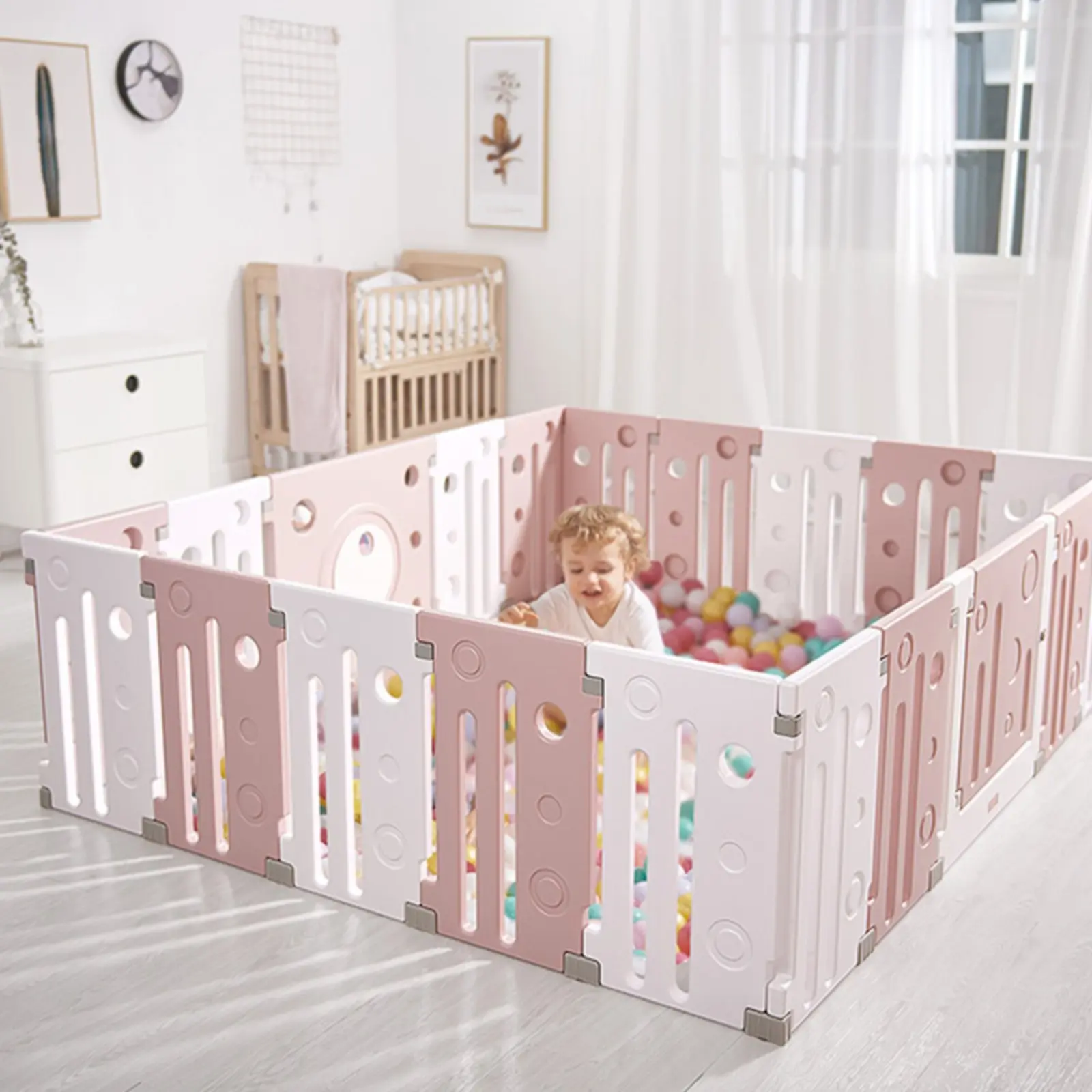 Sklopiva ogradica Principesa u pastelnim bojama za bezbednu igru i odmor dece