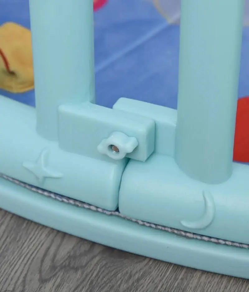 Sklopiva ogradica SLONČE prečnika 110 cm sa veselim dizajnom.