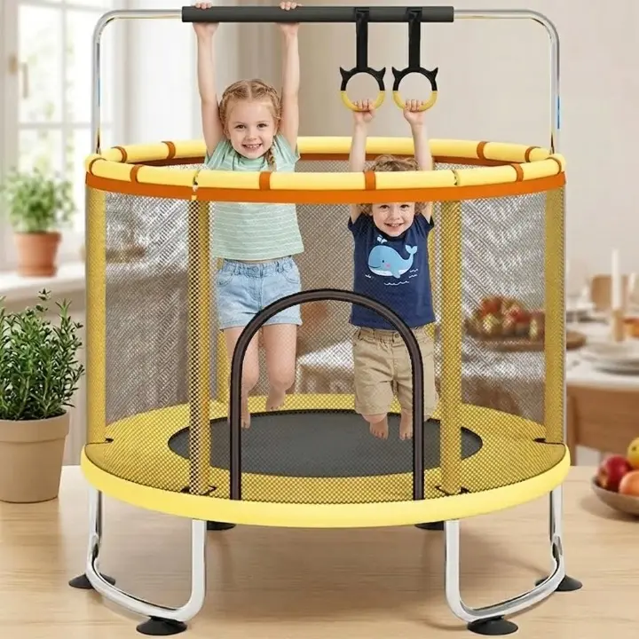 Sobna trambolina žuta – zabavna i sigurna igra za najmlađe u kućnim uslovima.